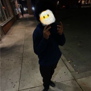 Meet your Posher, Samhir